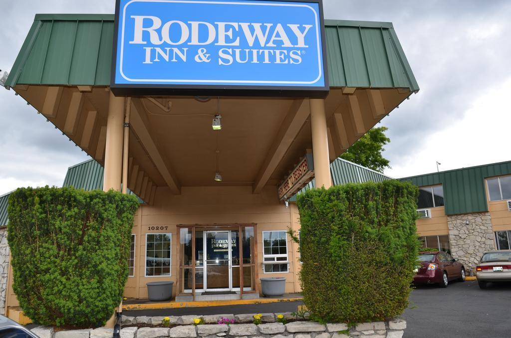 Rodeway Inn & Suites Hwy 217 & 26 W Portland Eksteriør bilde